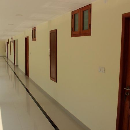 Travancore Island Resort Thiruvananthapuram Екстер'єр фото